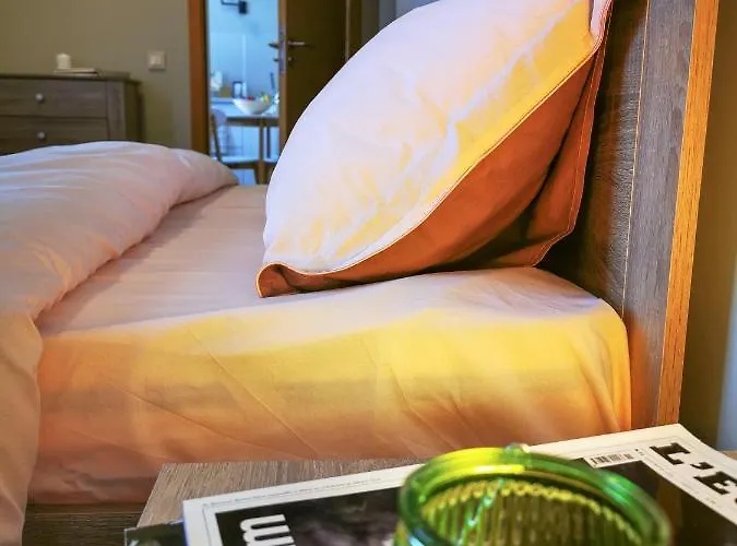 So Close Kapana - 2 *